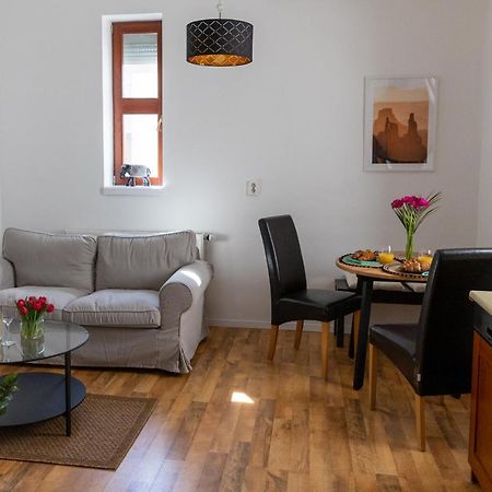 Republic Apartman Apartman Baja Kültér fotó