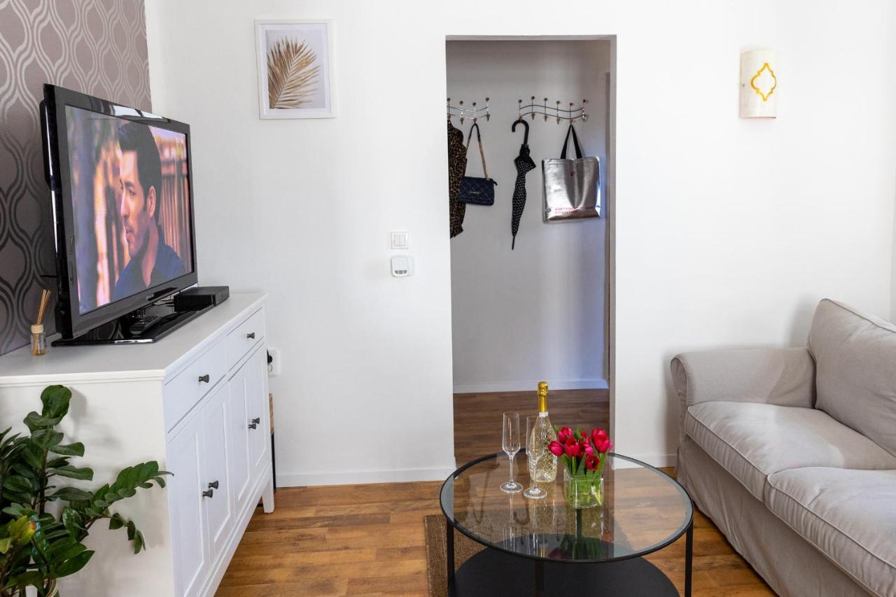 Republic Apartman Apartman Baja Kültér fotó